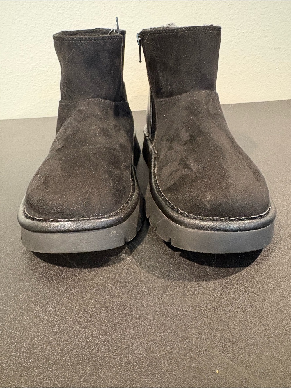 Cat & Jack Girls Honor Faux Suede Style Fur Lined Black Boots Toddler Youth 3Y - Picture 6 of 10
